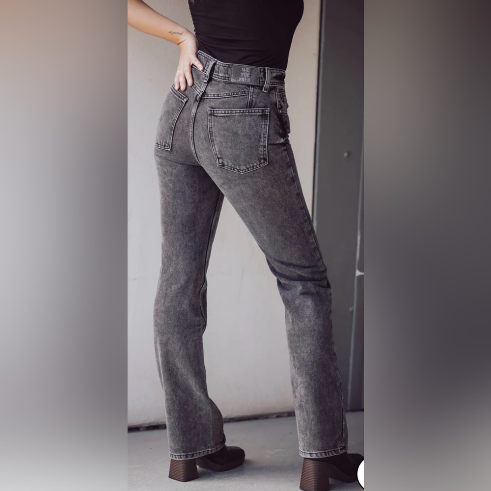 NWT We The Free Zena Black Jeans - Size 30 - Picture 4 of 13